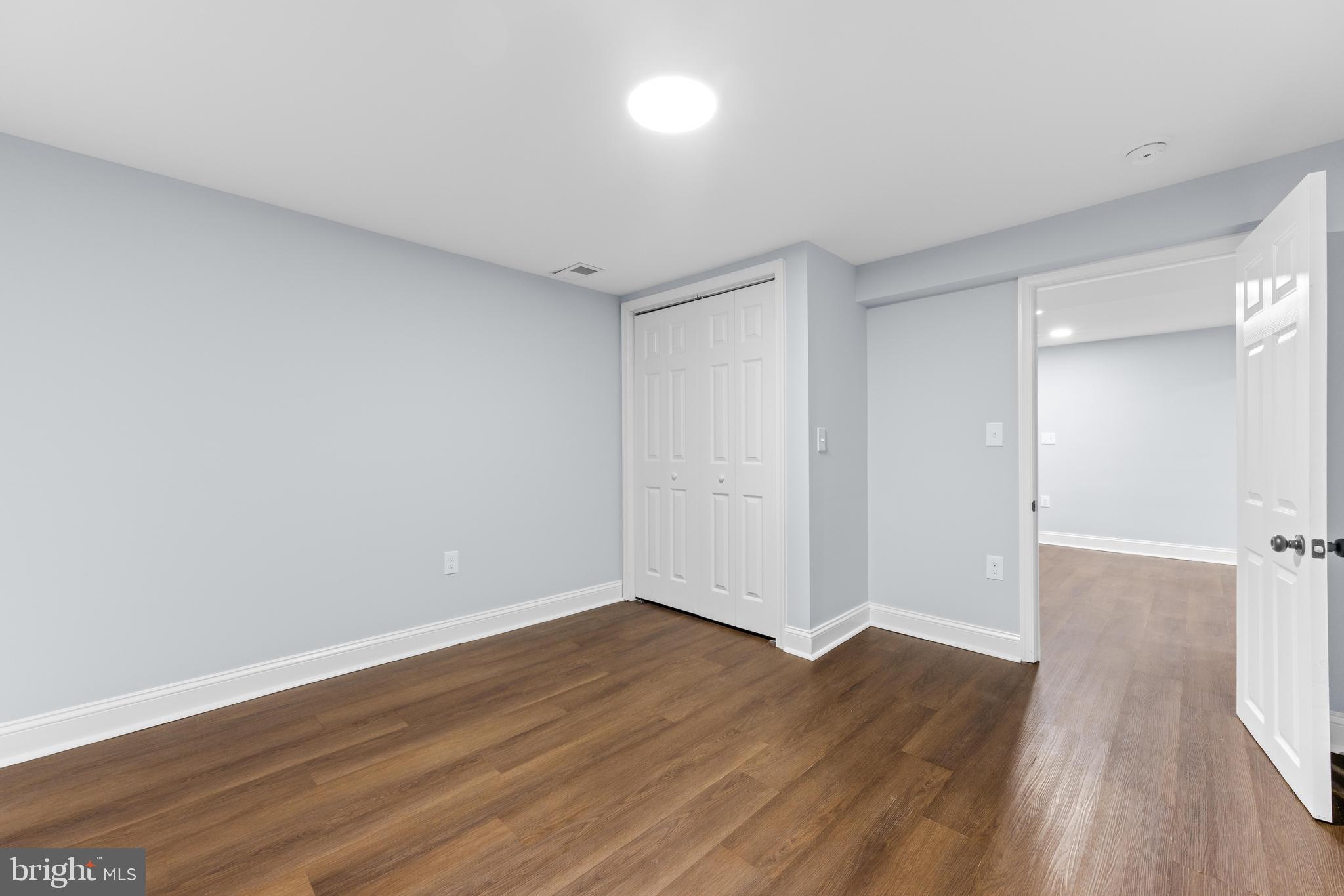 2922 Charleston