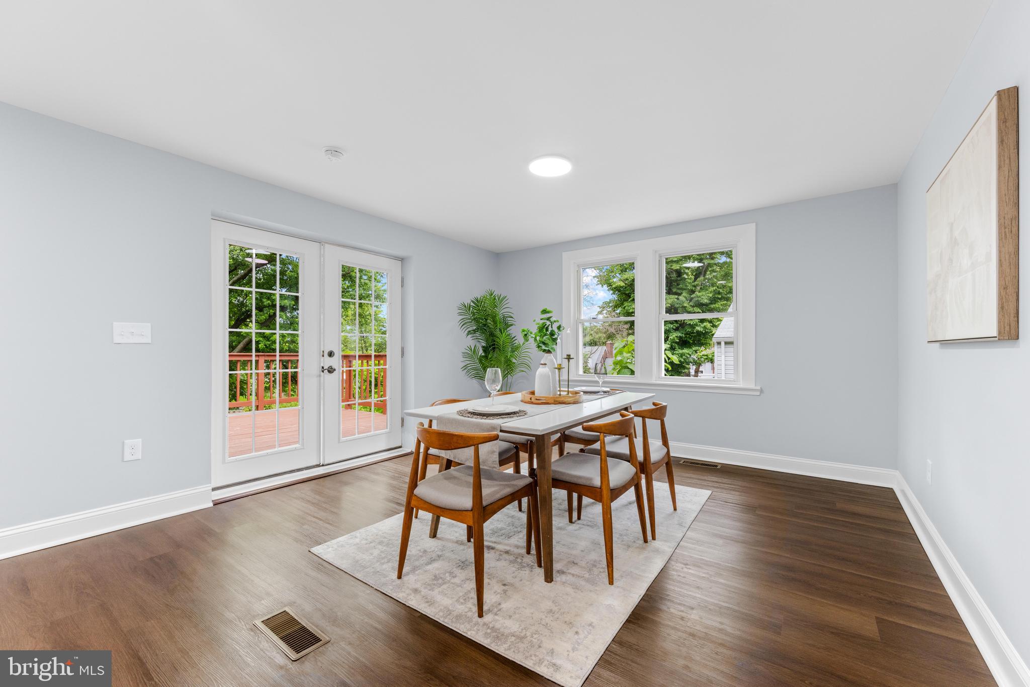 2922 Charleston