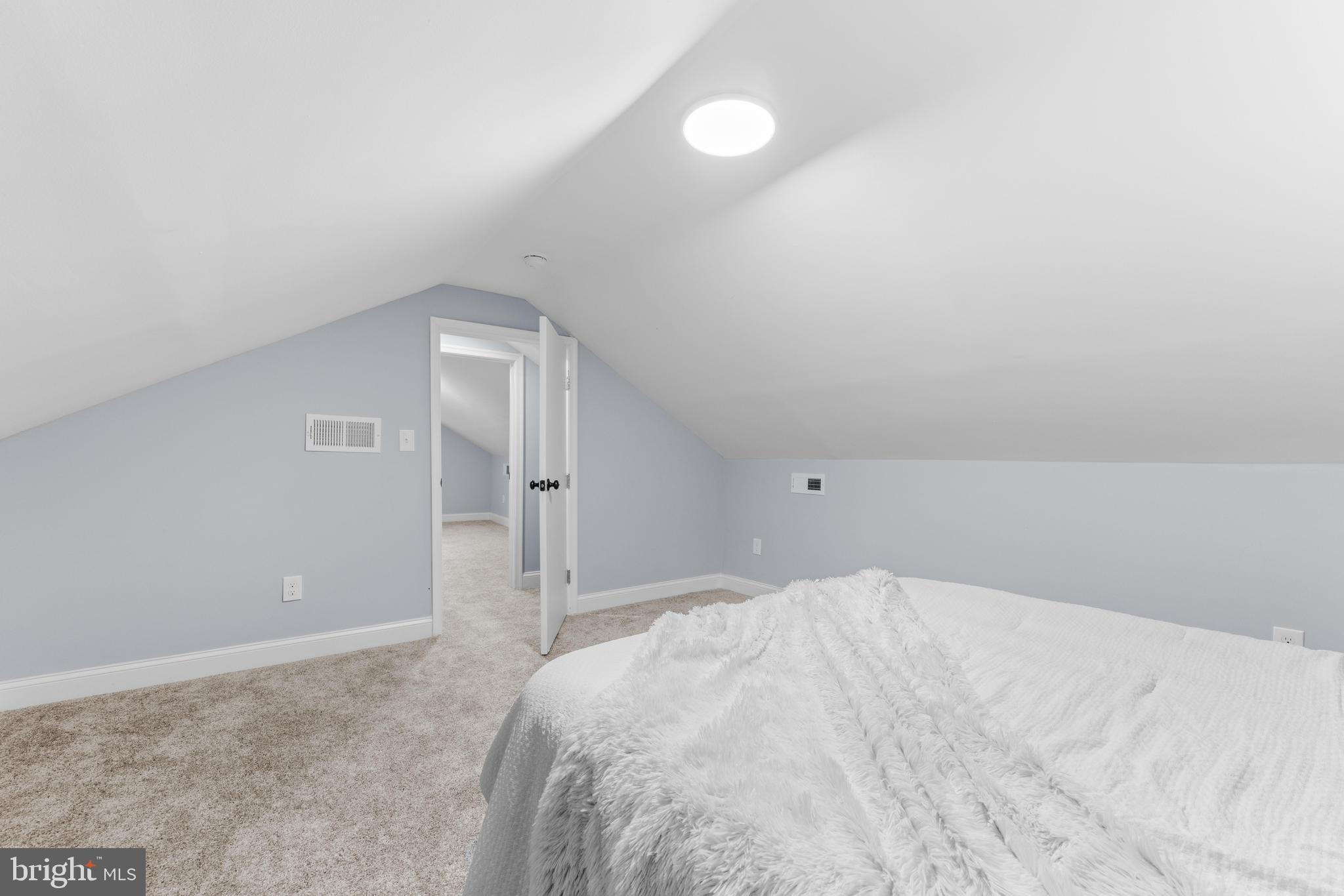 2922 Charleston