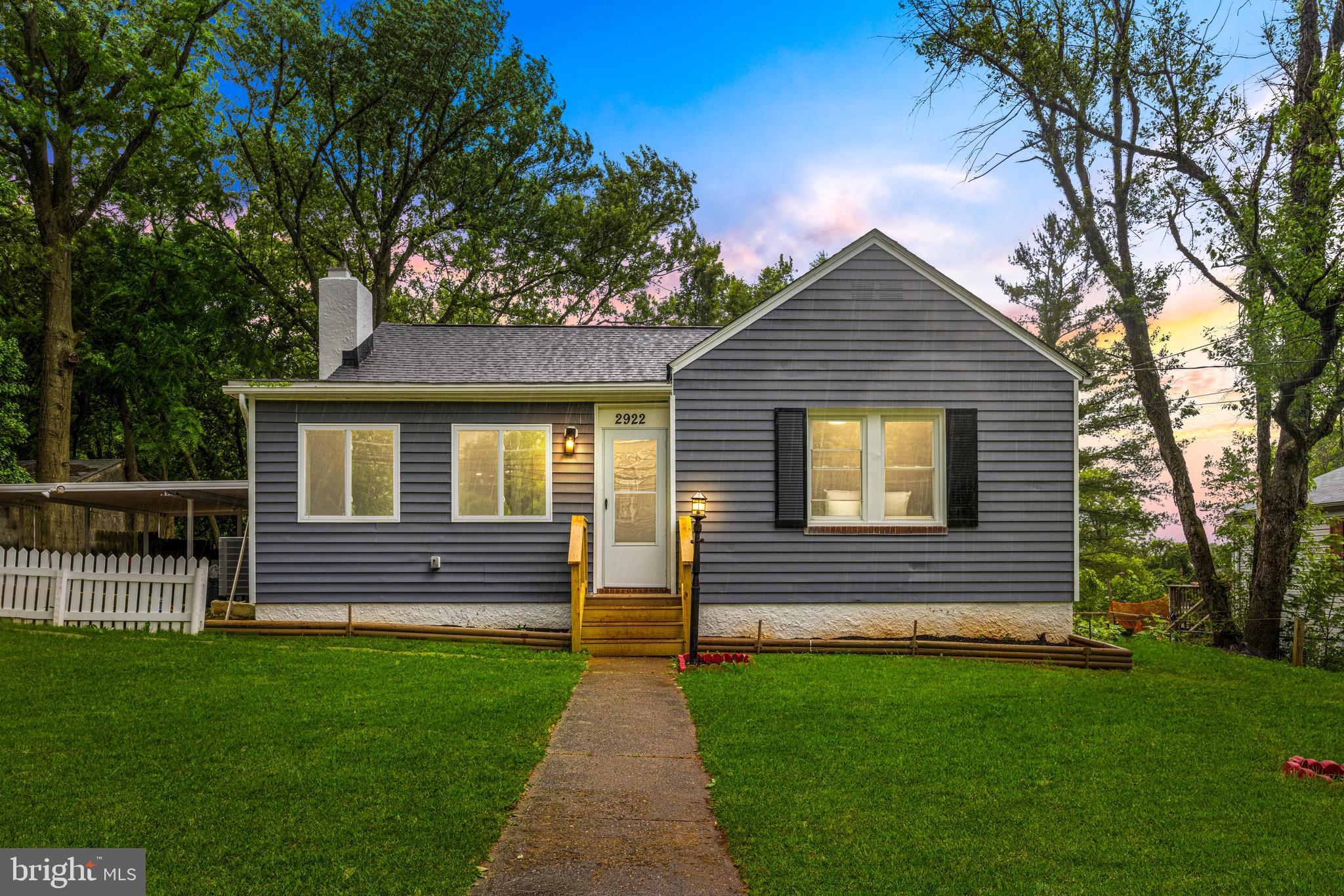 2922 Charleston