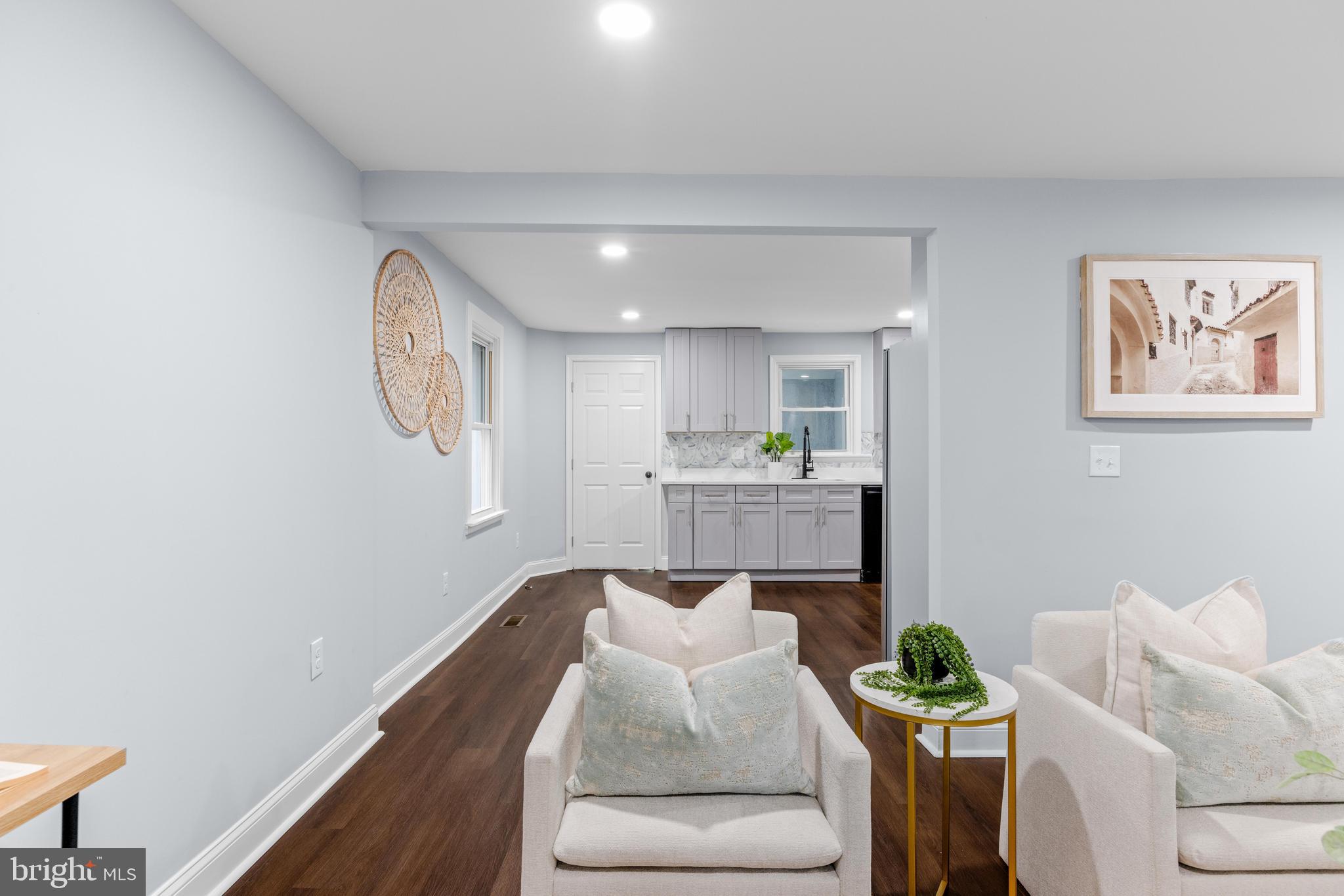 2922 Charleston