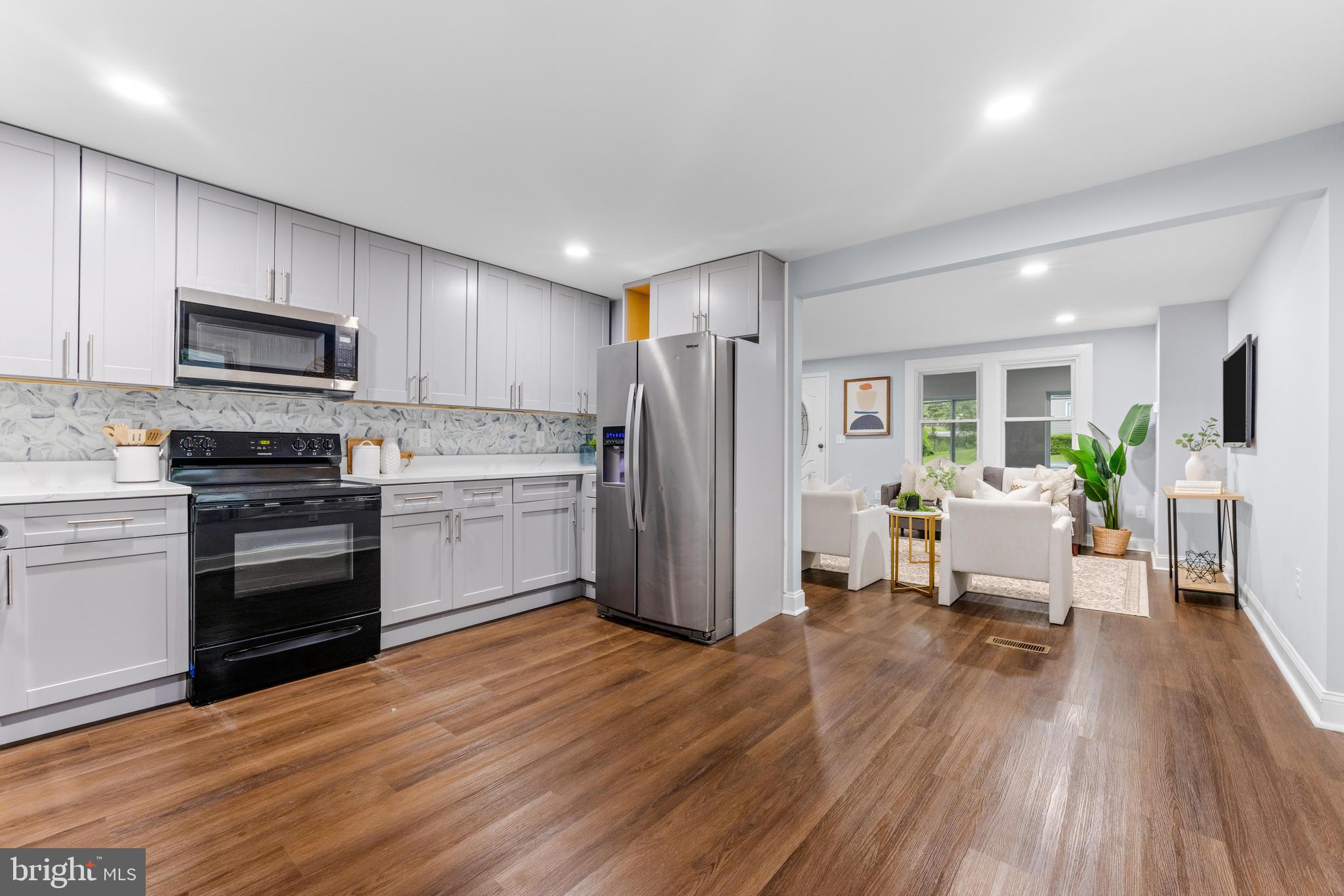 2922 Charleston