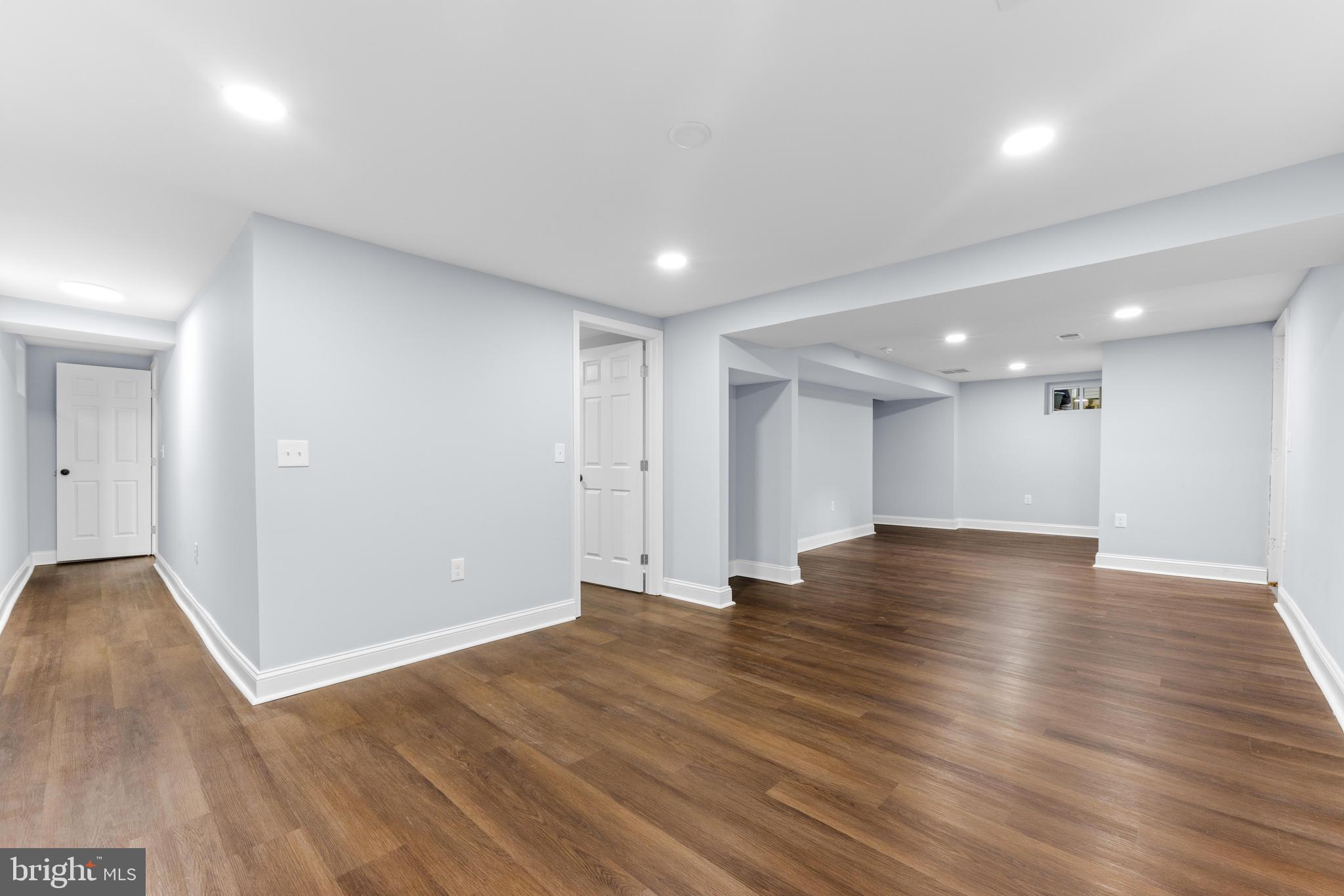 2922 Charleston