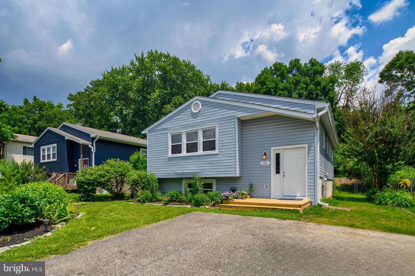1931 Grant Rd