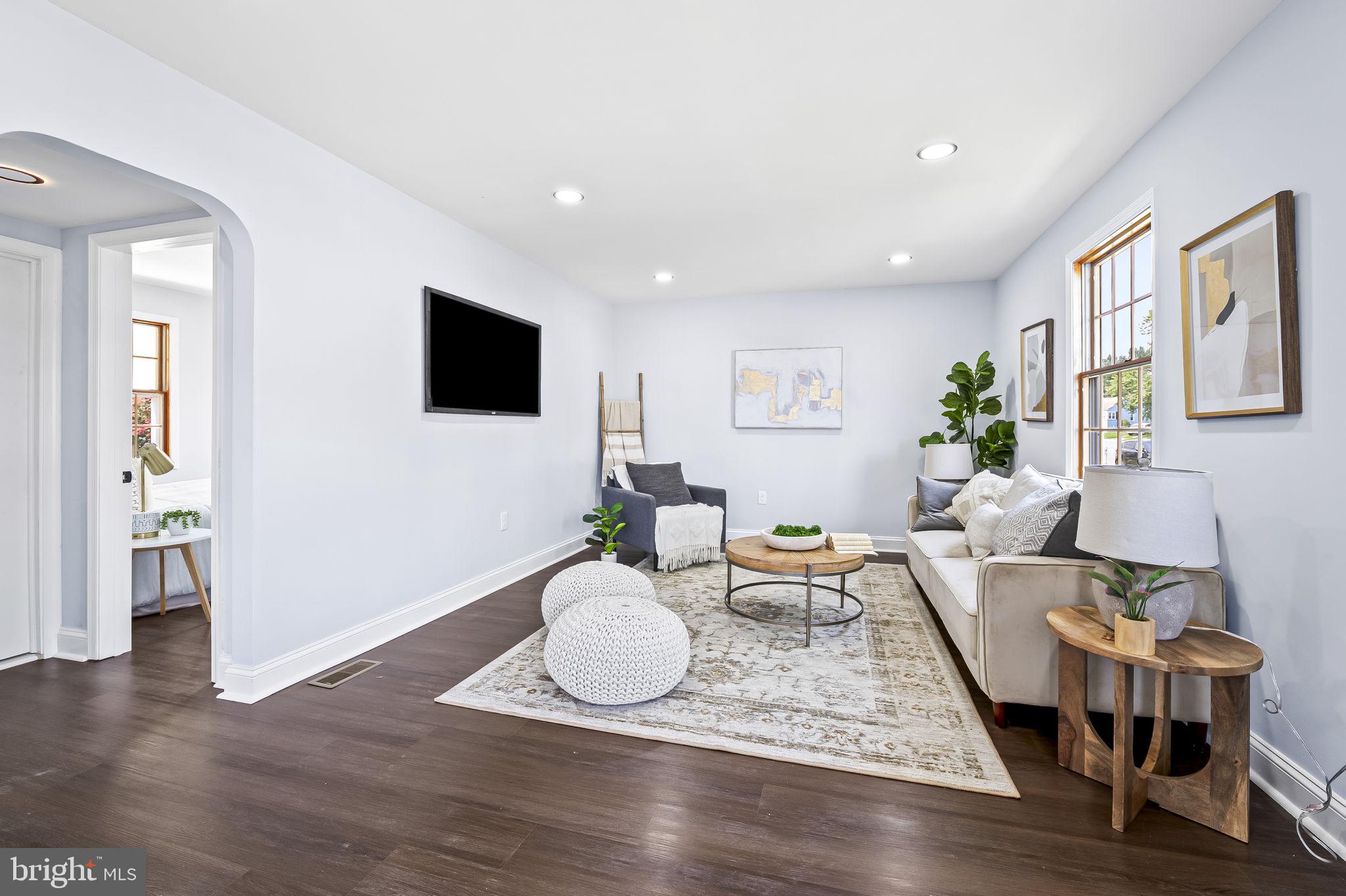 1508 Rita Rd