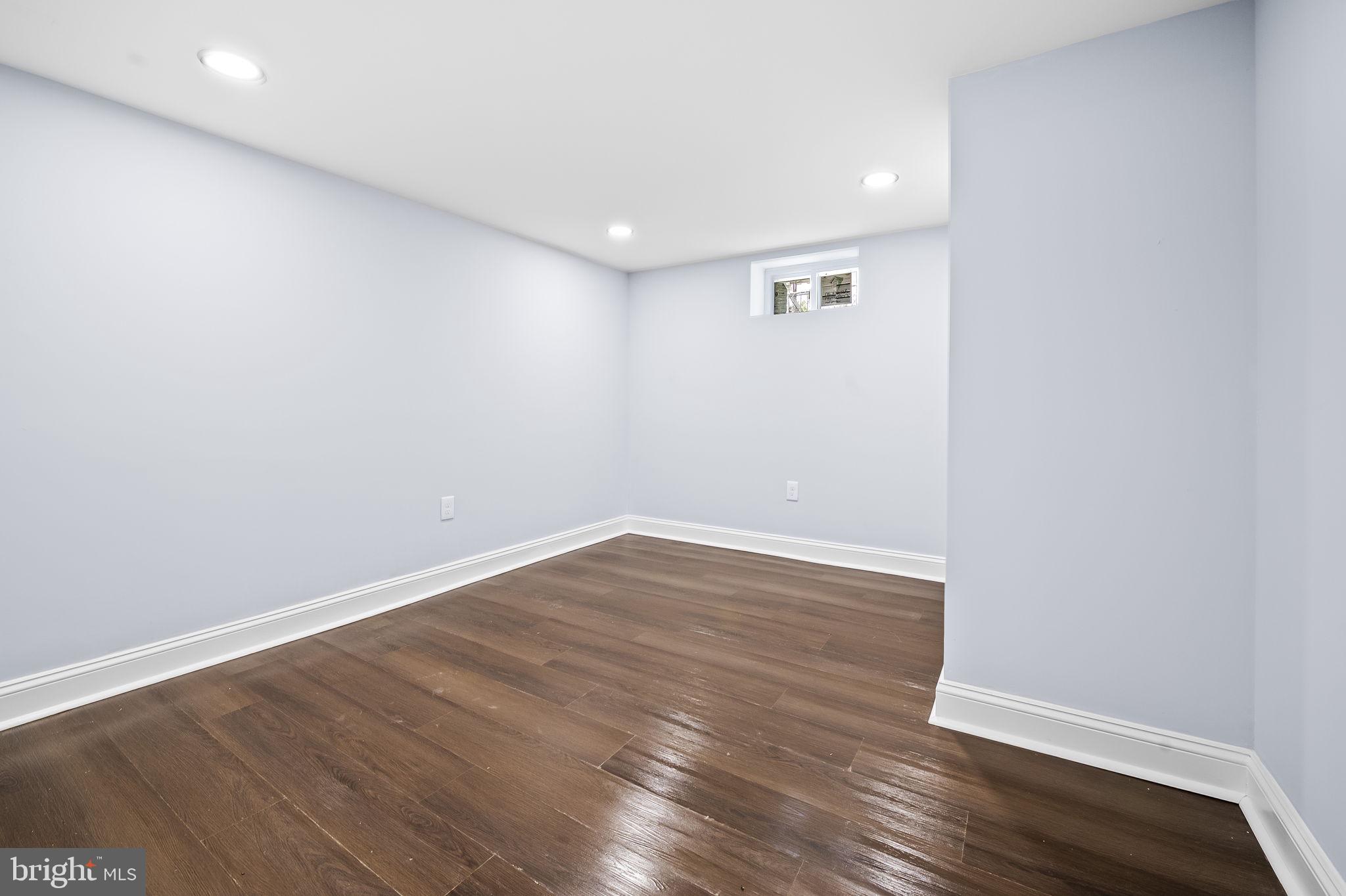 1508 Rita Rd