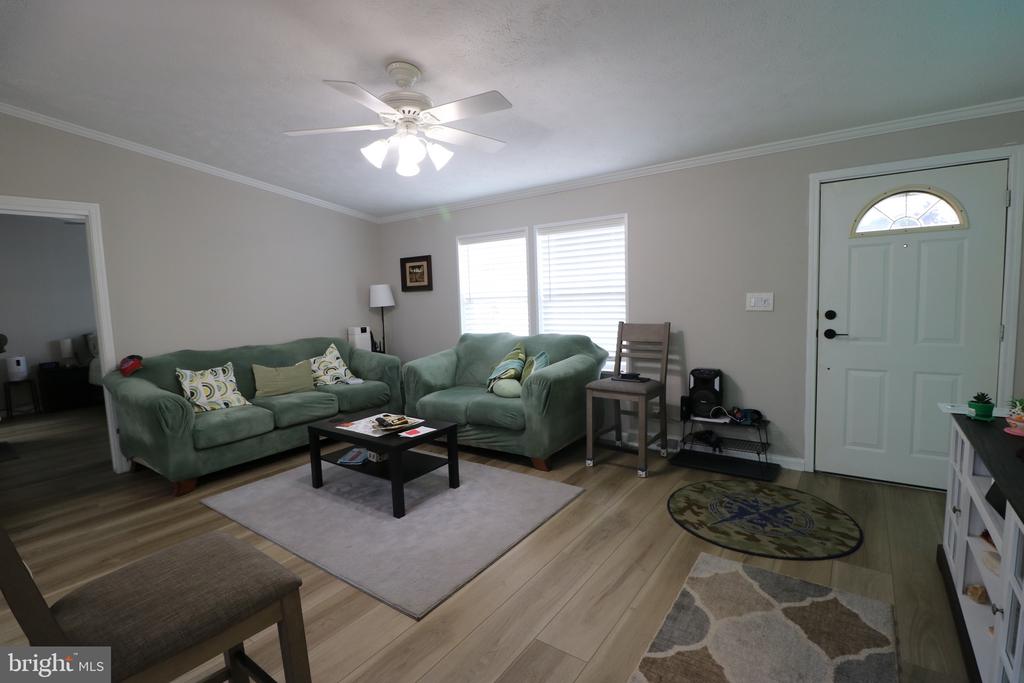 3302 JONQUIL LN