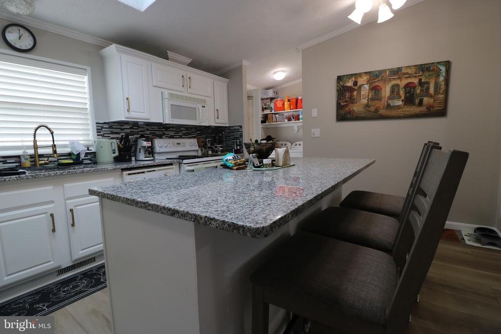 3302 JONQUIL LN