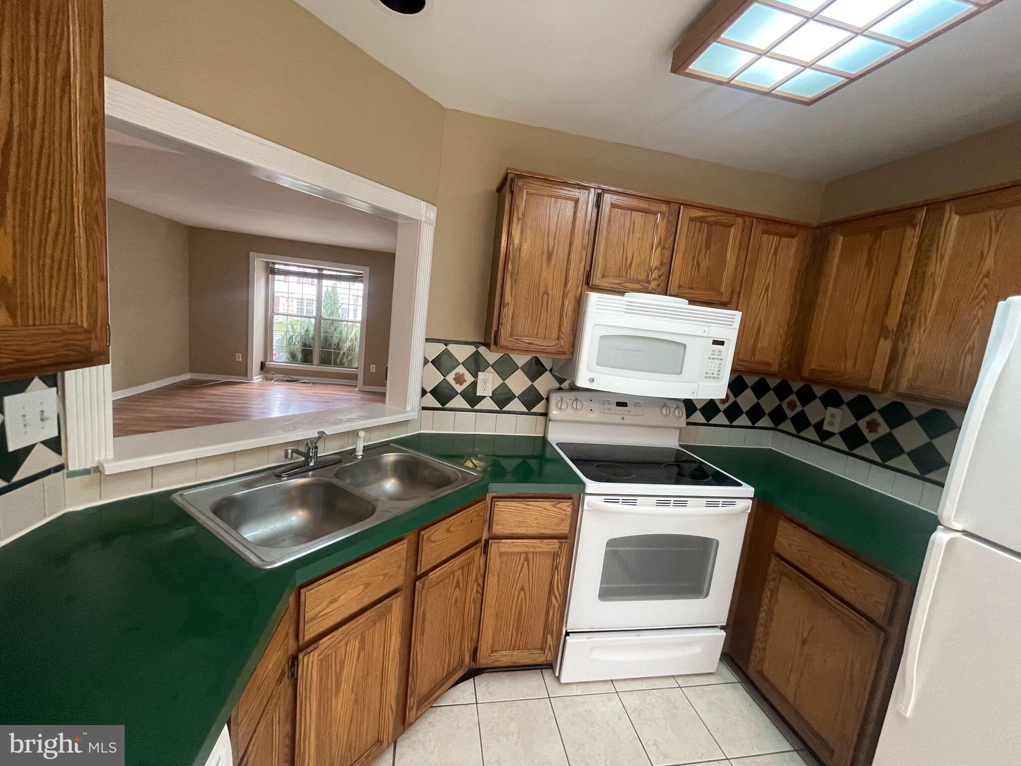 226 GENTLEBROOK RD