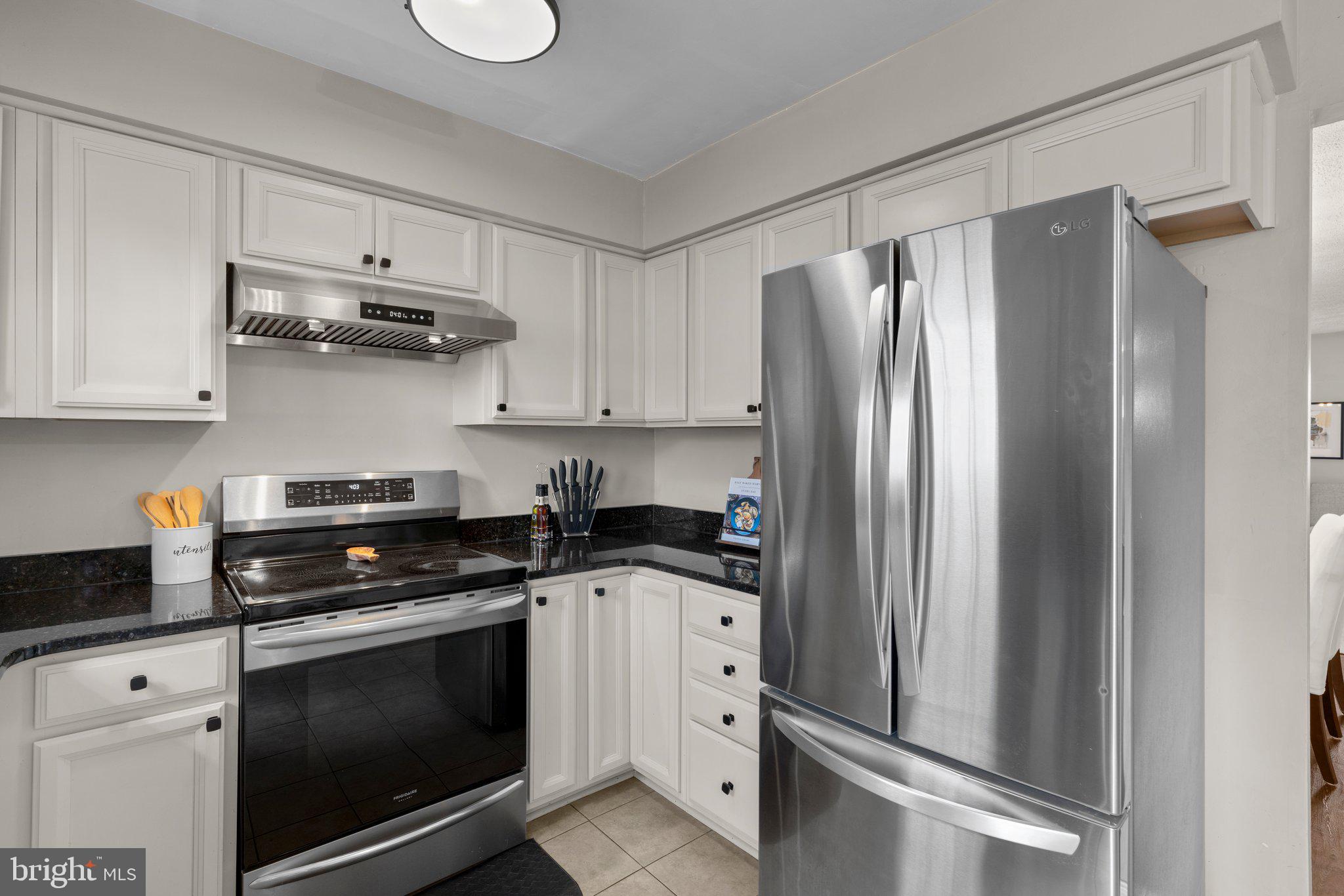 5726 Richardson Mews Sq