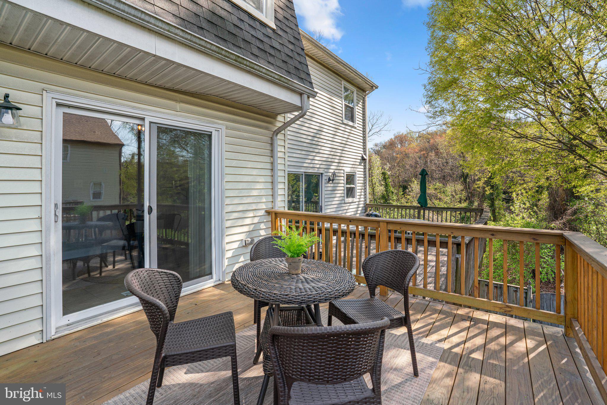 5726 Richardson Mews Sq