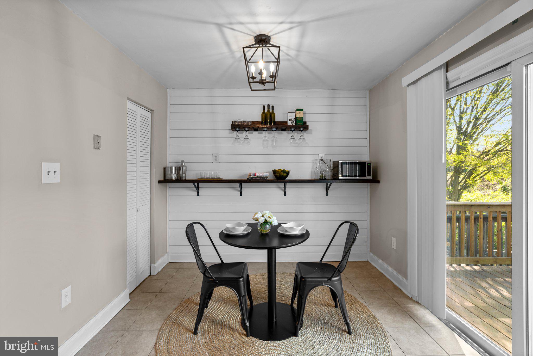 5726 Richardson Mews Sq