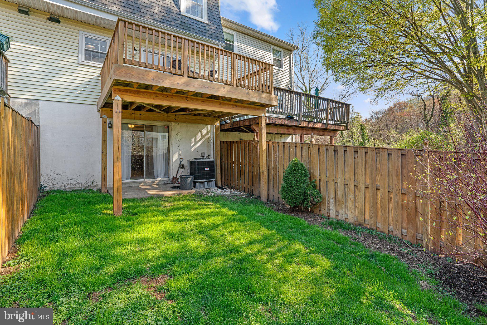 5726 Richardson Mews Sq