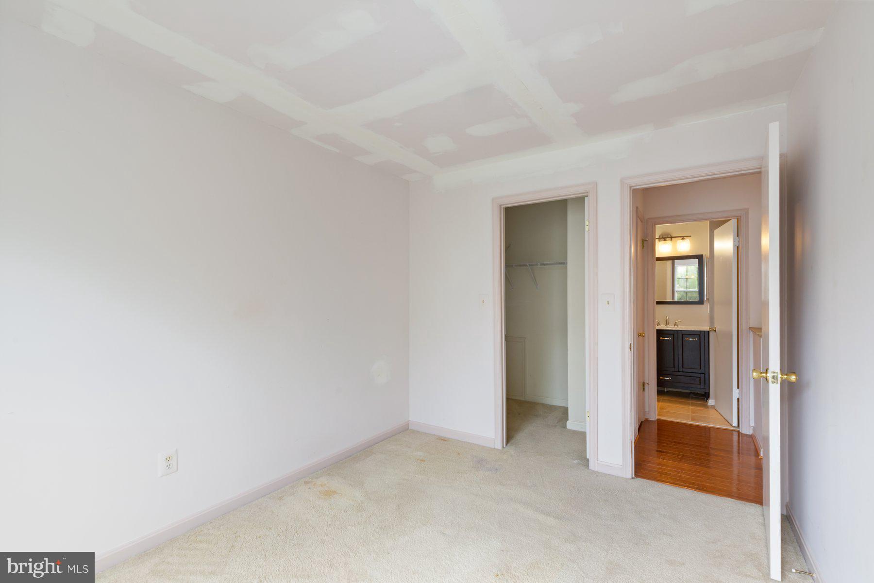 4119 Hunters Hill Cir #4119