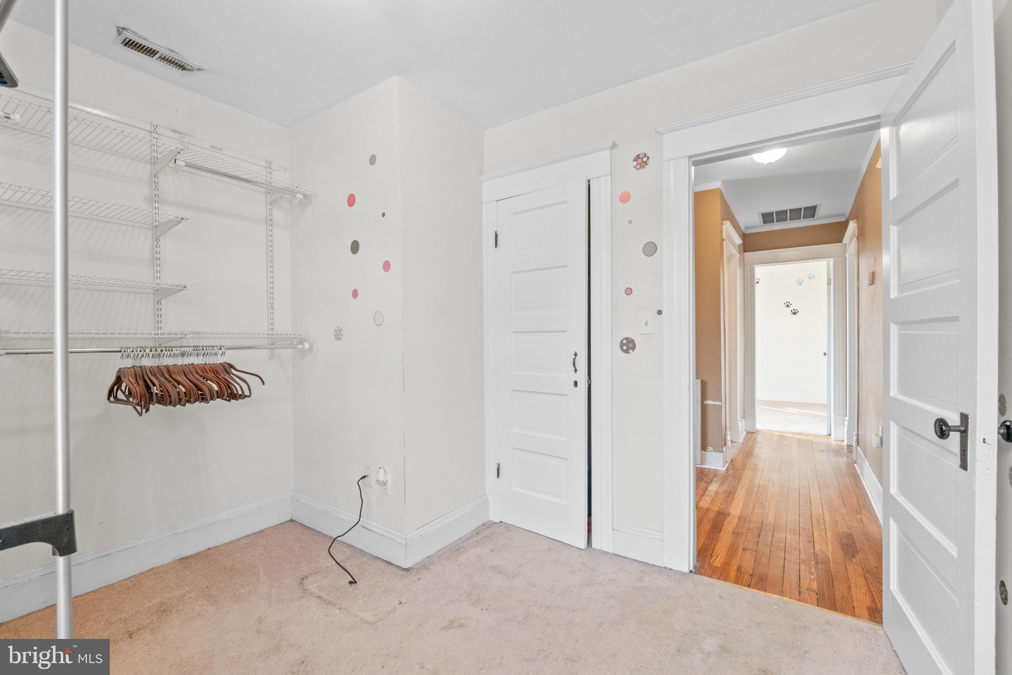 4616 MAGNOLIA AVENUE