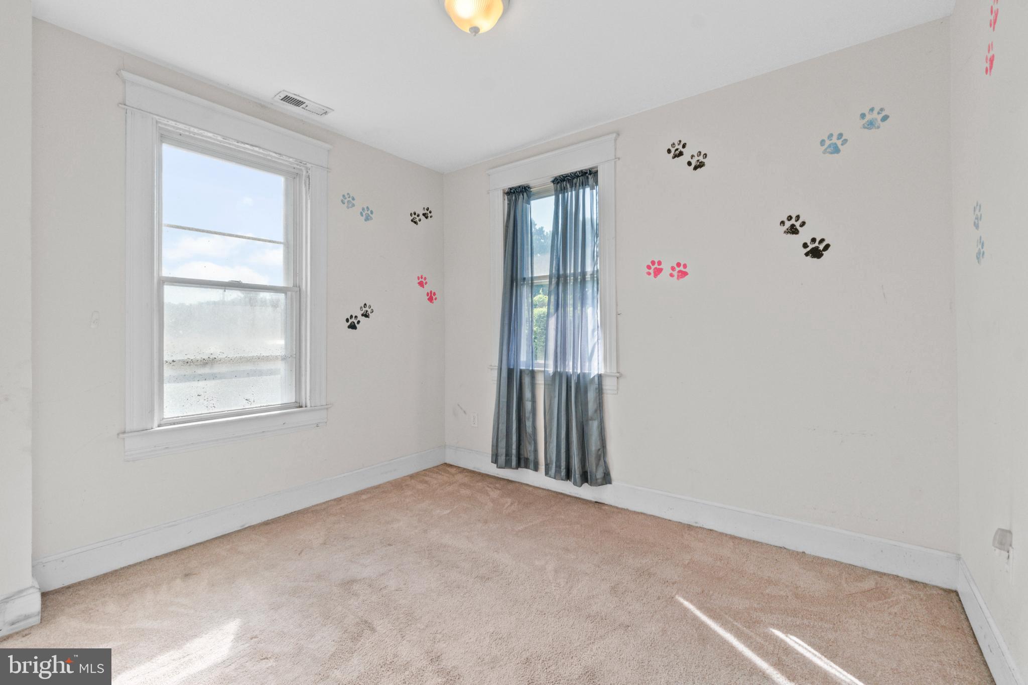 4616 MAGNOLIA AVENUE