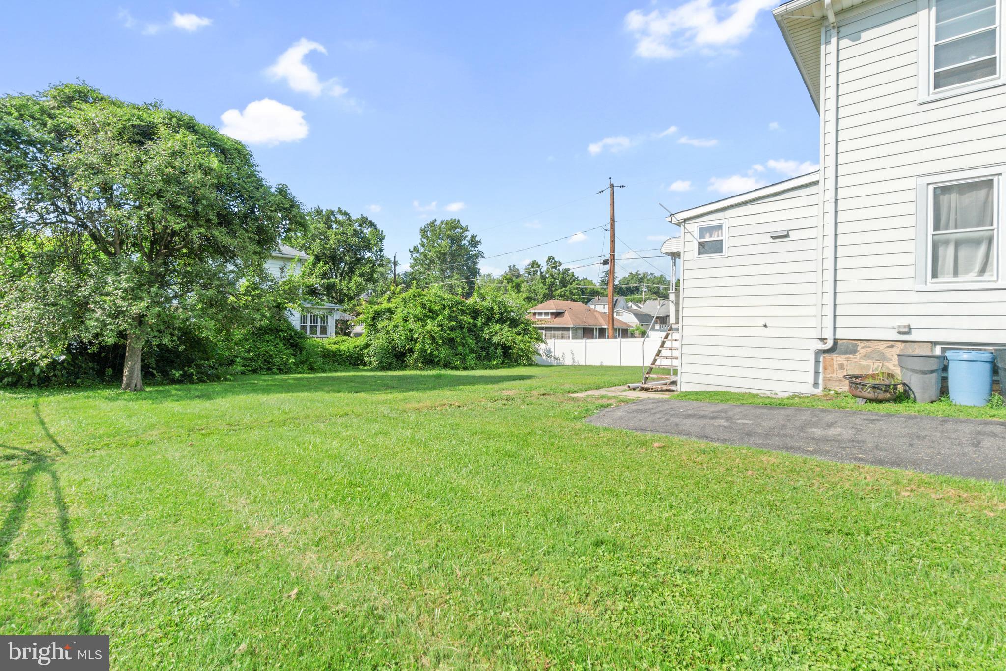 4616 MAGNOLIA AVENUE