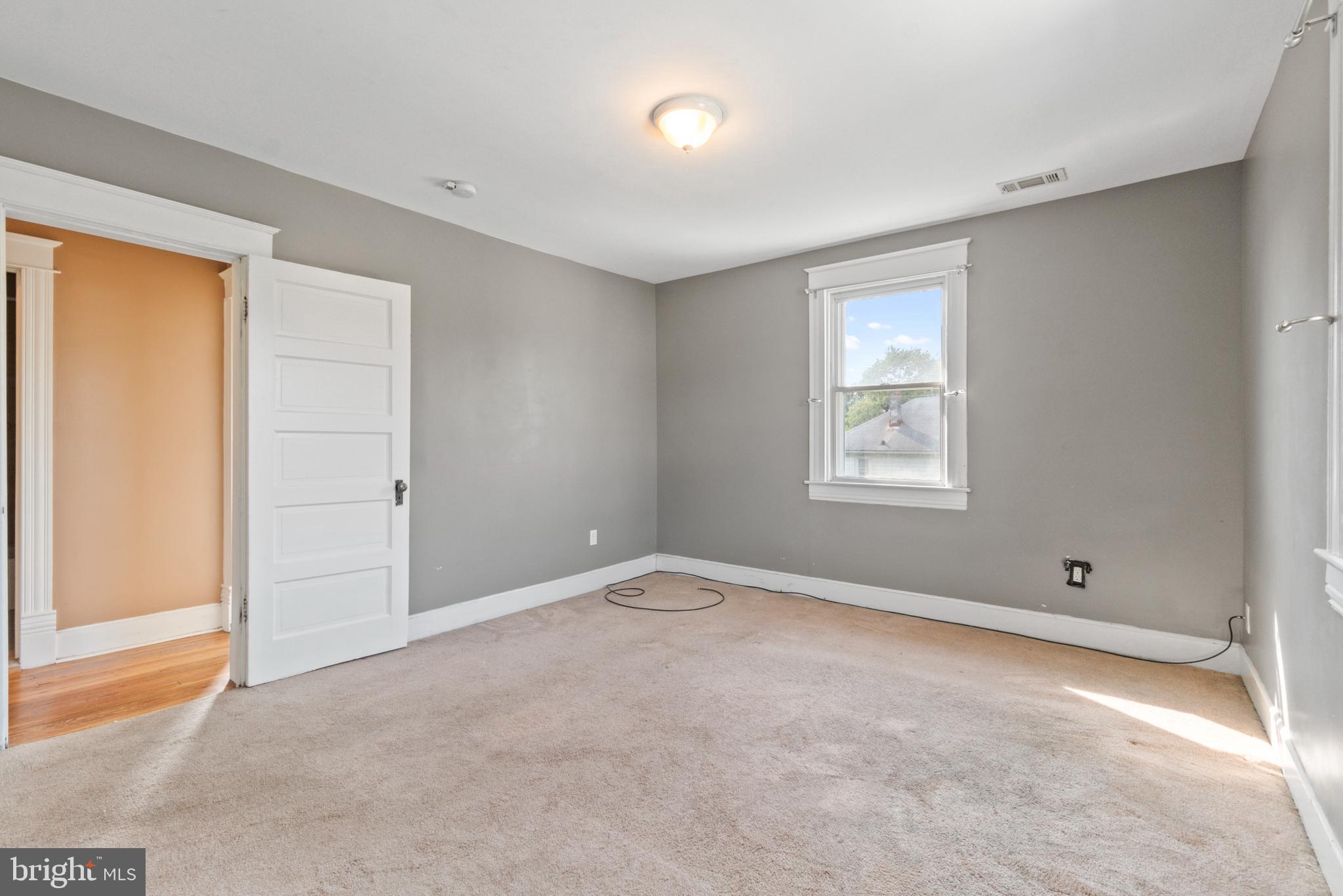 4616 MAGNOLIA AVENUE