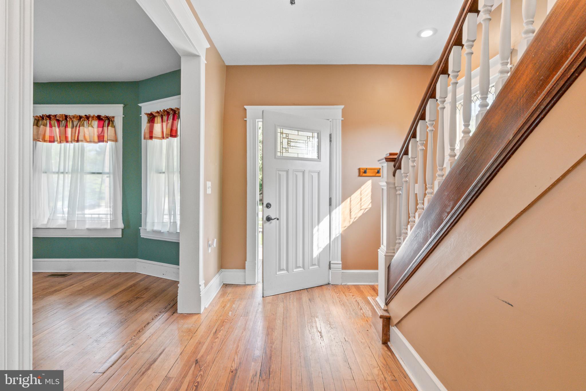 4616 MAGNOLIA AVENUE