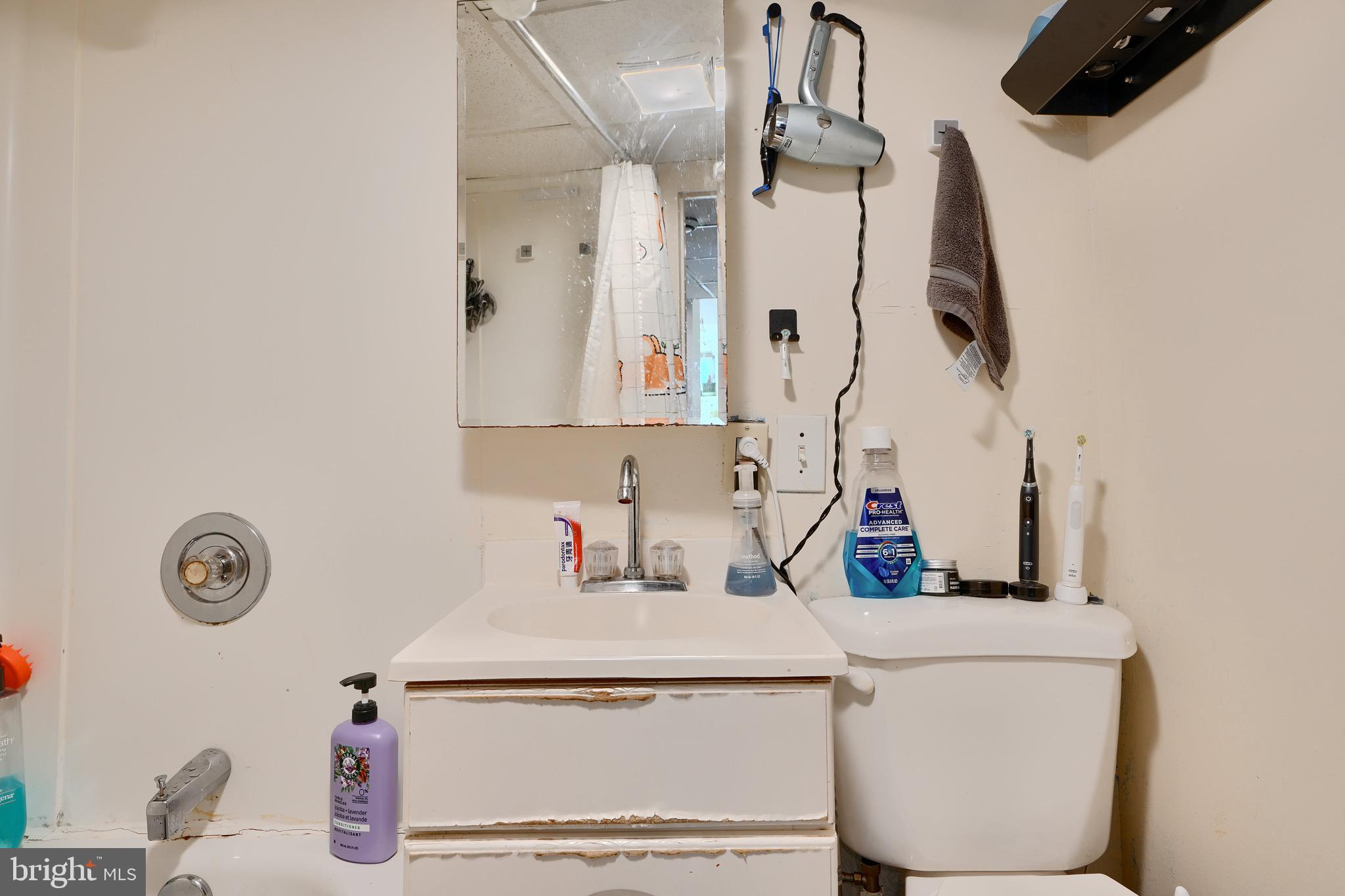 4315 WASHINGTON BOULEVARD