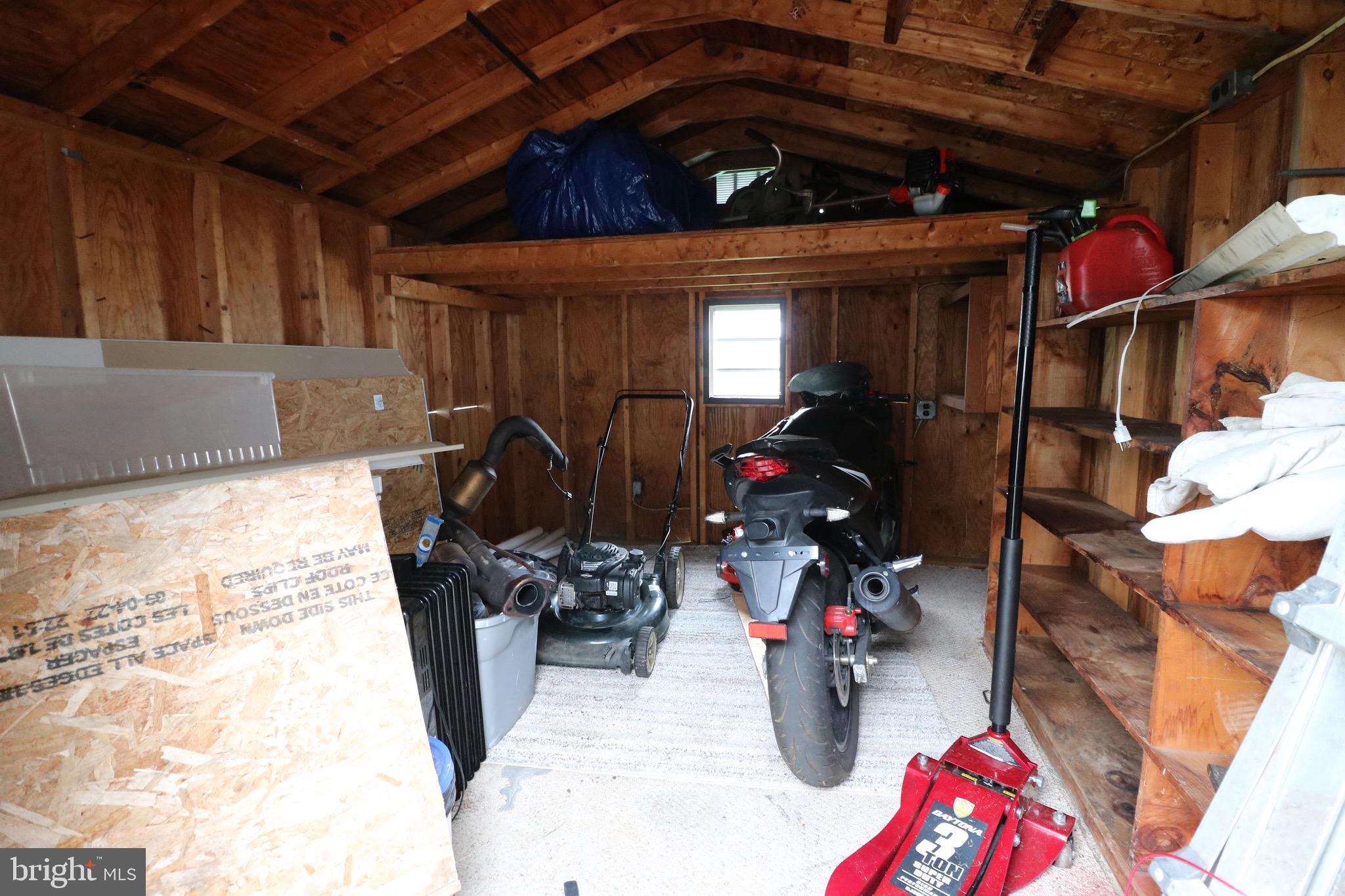 101 COVERED WAGON RD