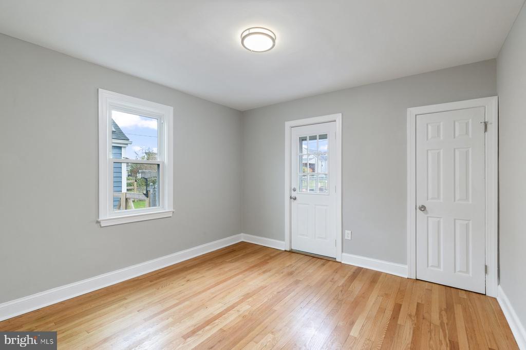 2723 GLENDALE ROAD