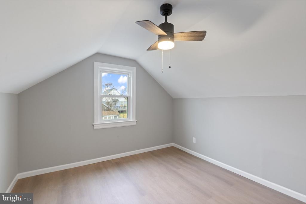 2723 GLENDALE ROAD
