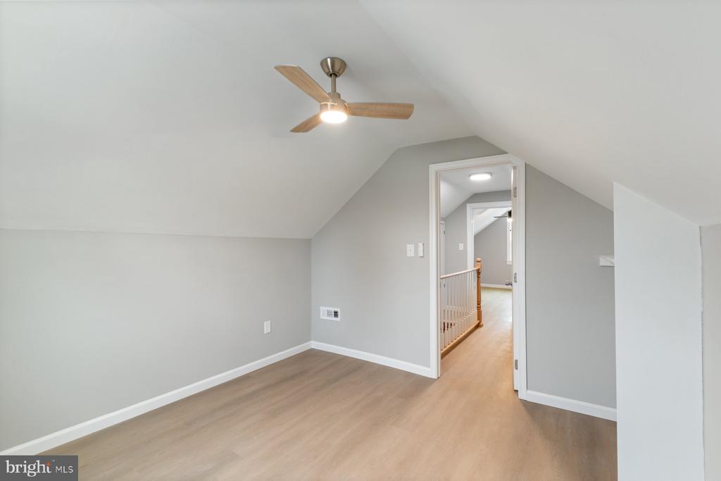 2723 GLENDALE ROAD