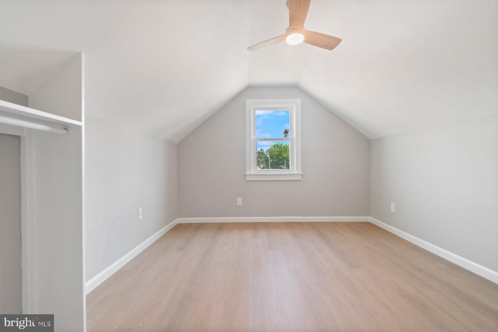 2723 GLENDALE ROAD
