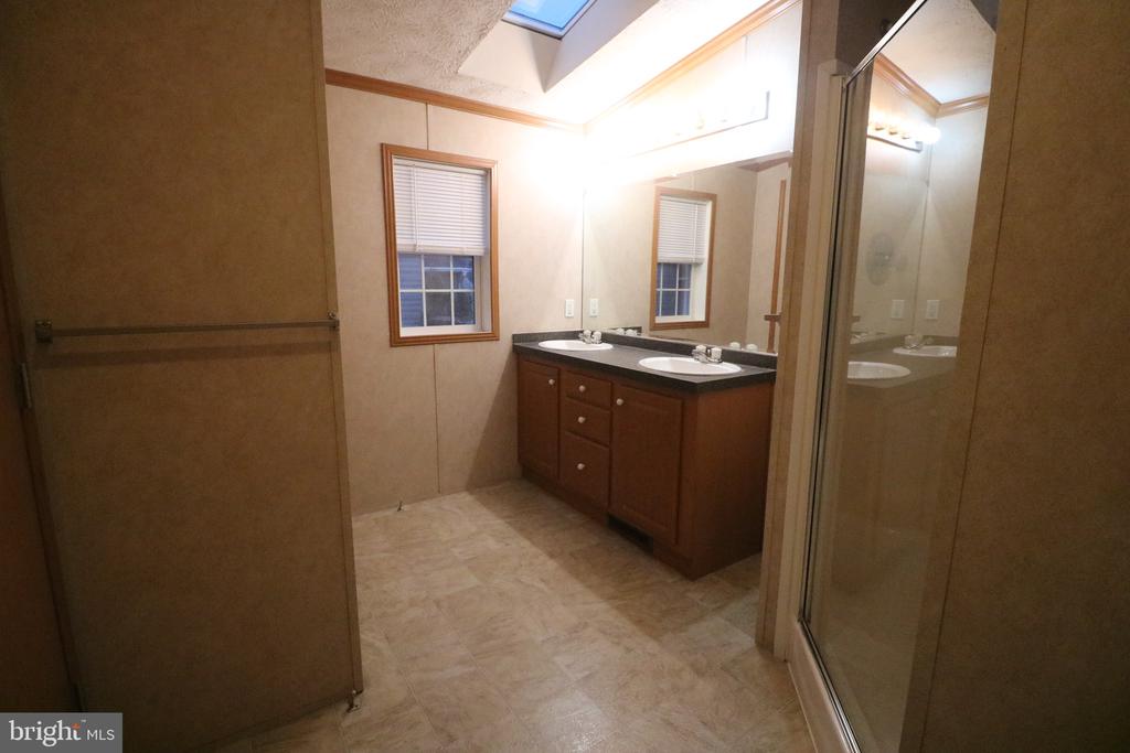118 CONESTOGA