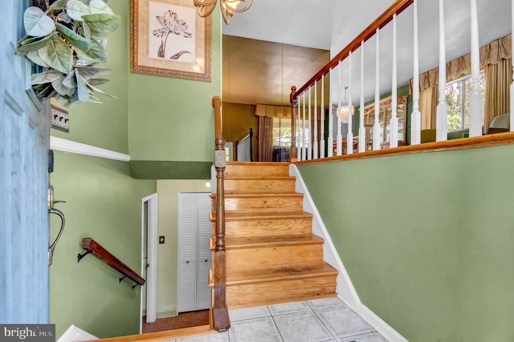 6811 FOX MEADOW ROAD