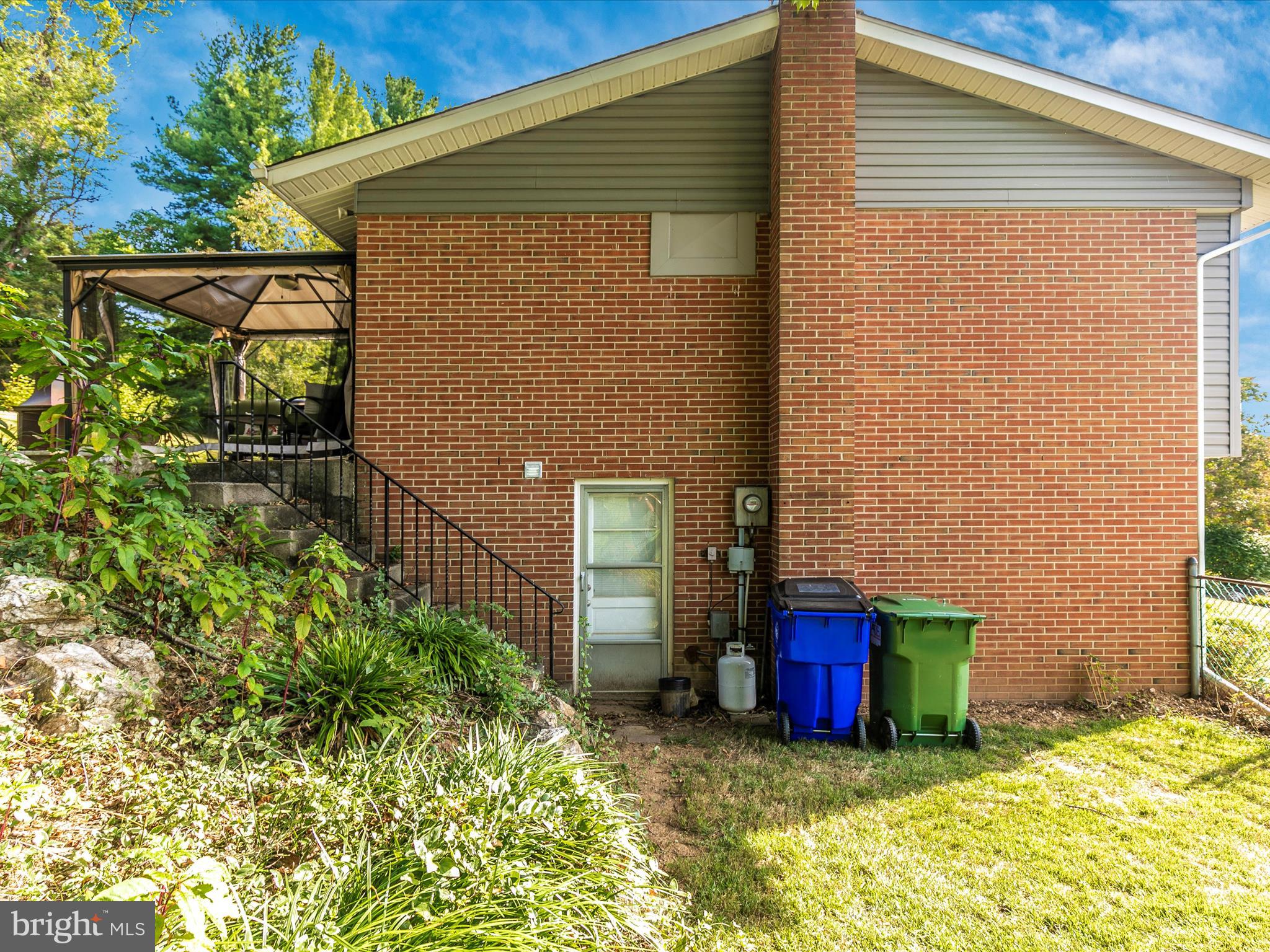 7322 Granalta CIRCLE