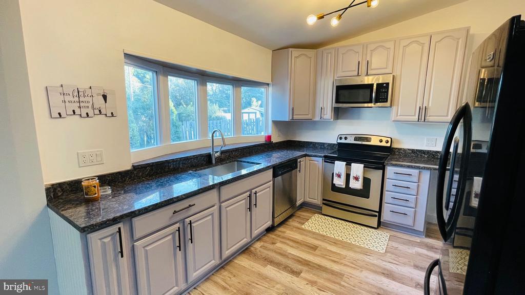 9305 GRANITE CIRCLE