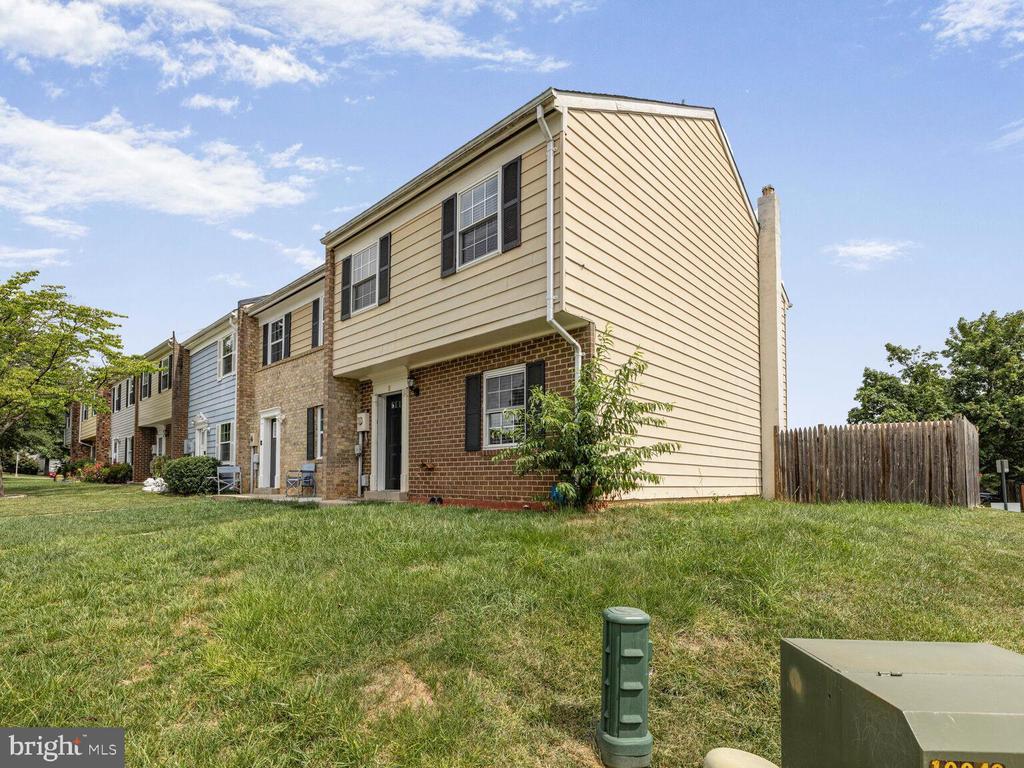 31 VIENNA COURT