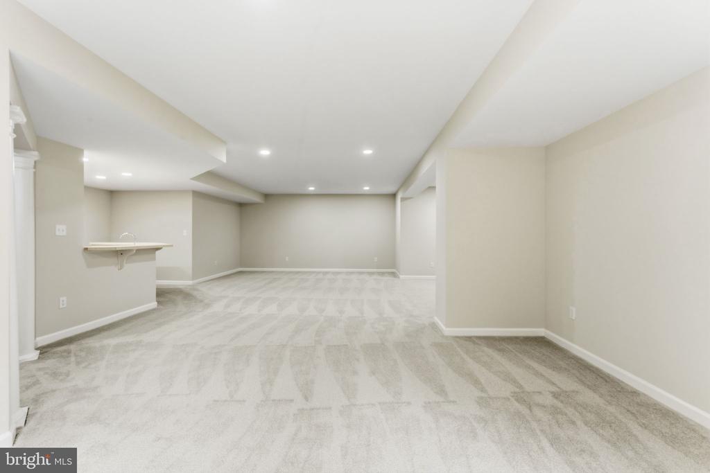 9215 SHAFERS MILL DRIVE