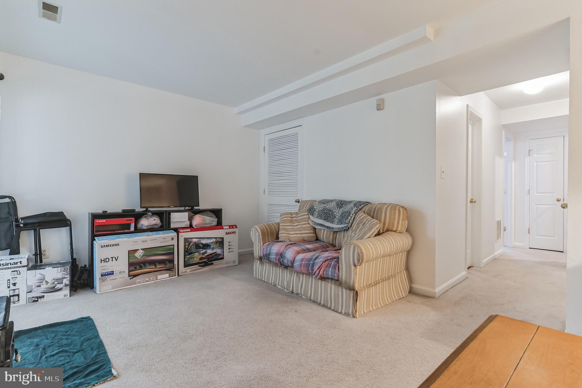 138 Gracecroft DRIVE