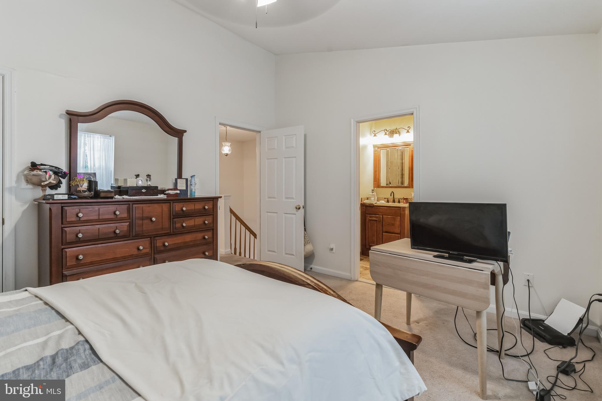 138 Gracecroft DRIVE