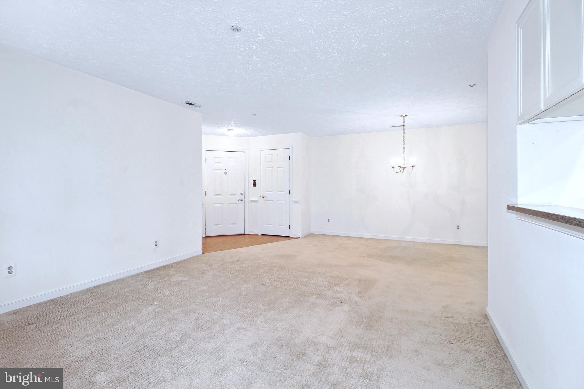 203 Burkwood Ct #203-2f
