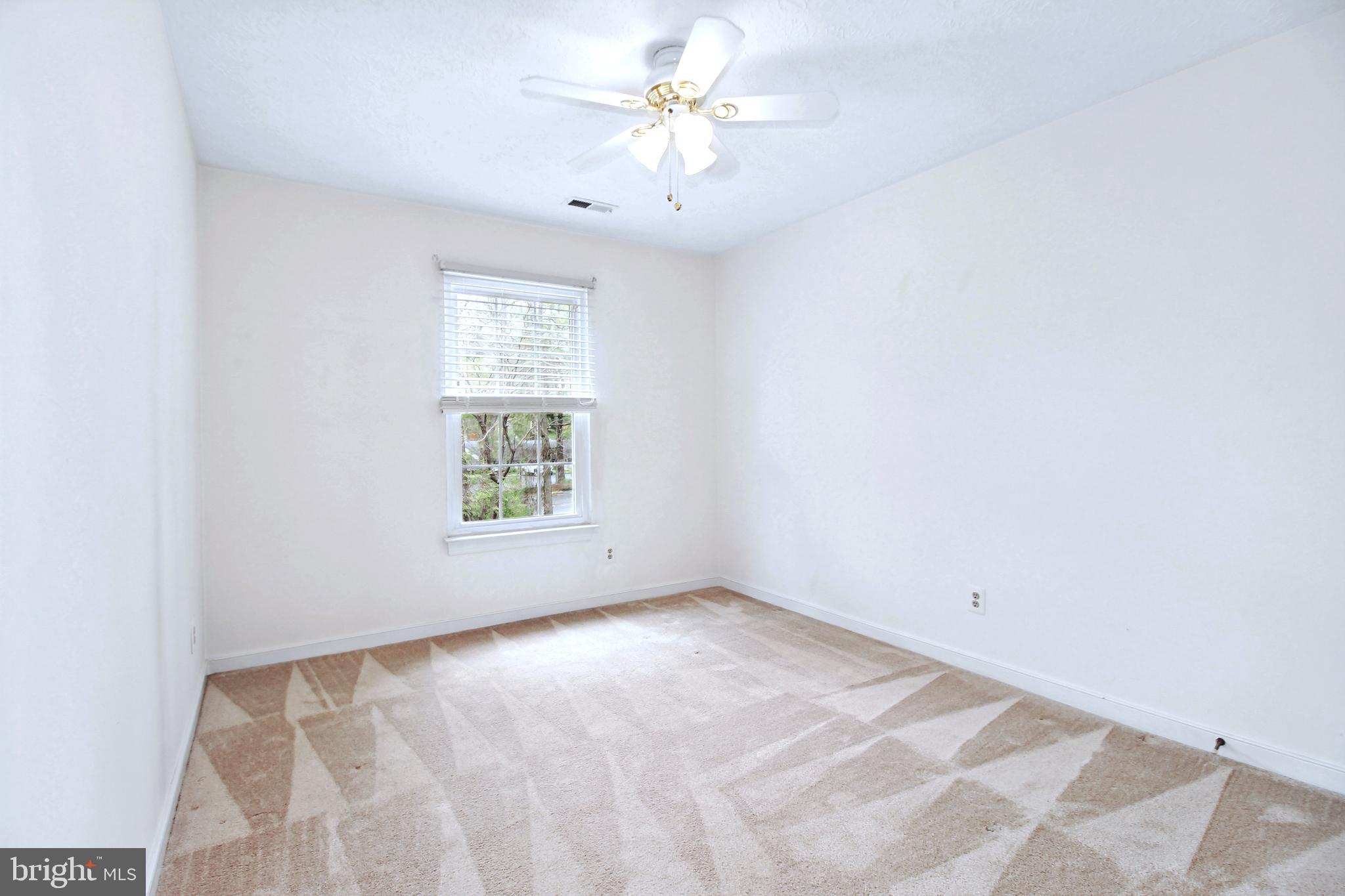 203 Burkwood Ct #203-2f