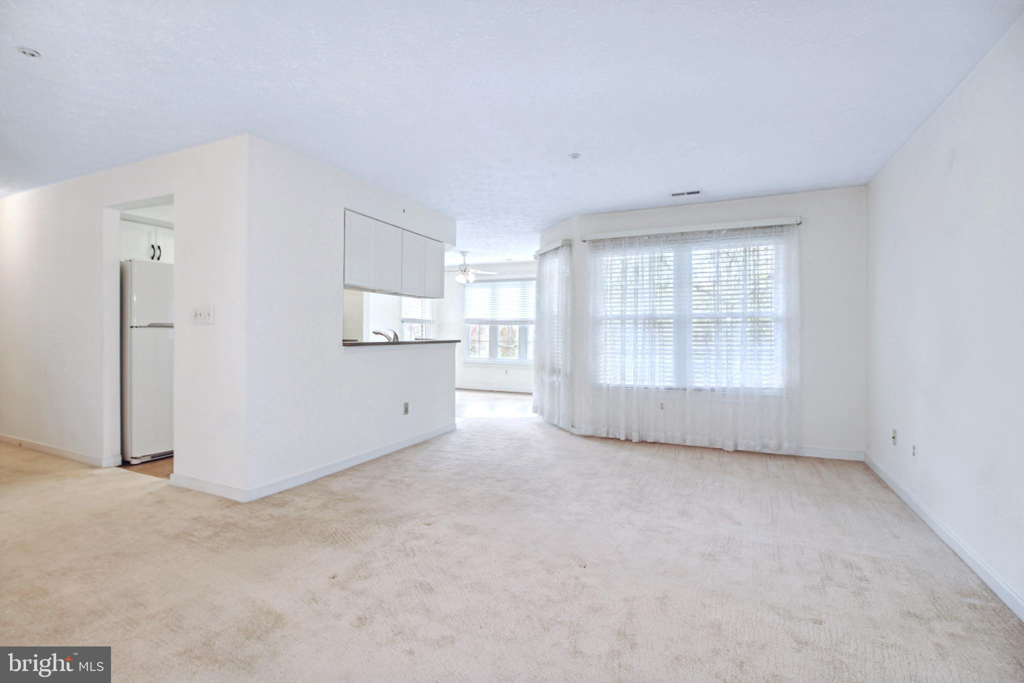 203 Burkwood Ct #203-2f