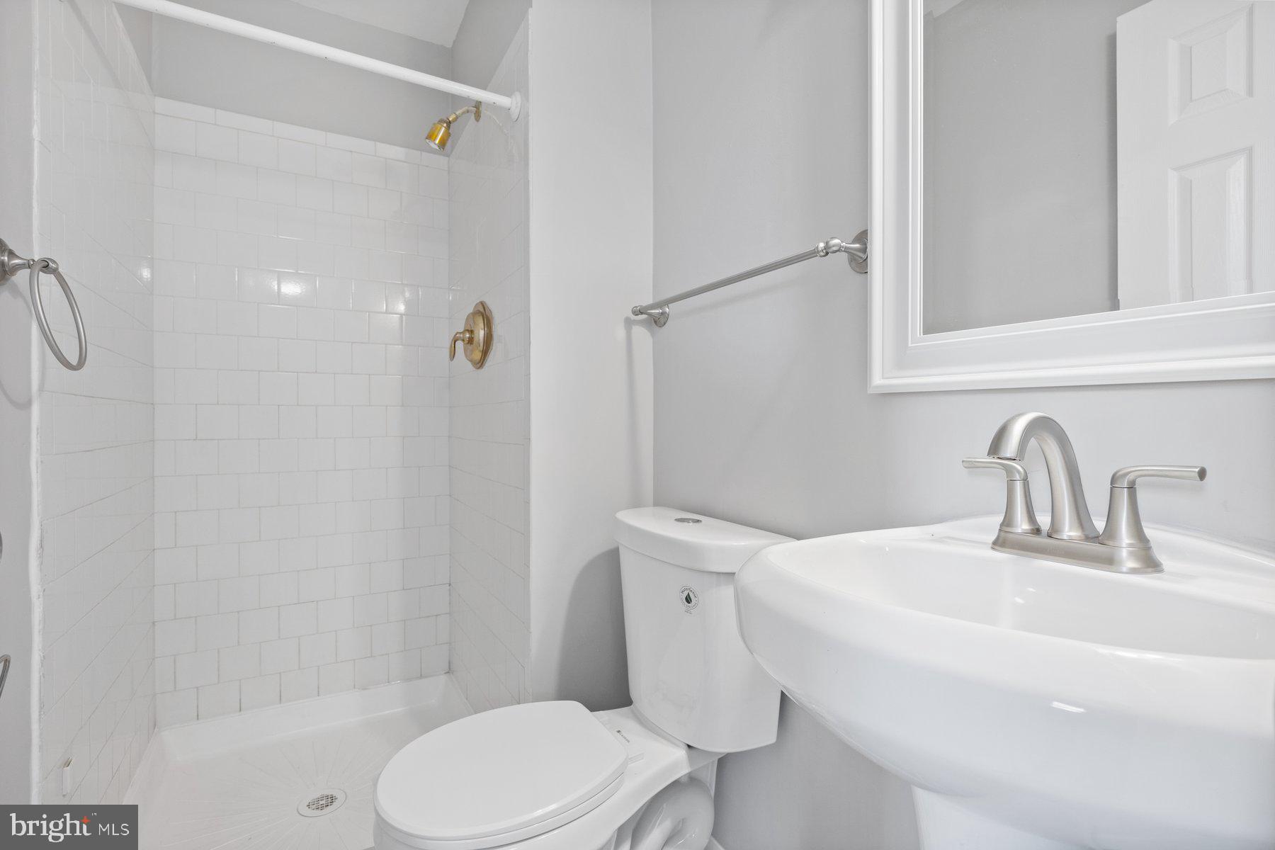 1575 CHARLESTOWN DRIVE