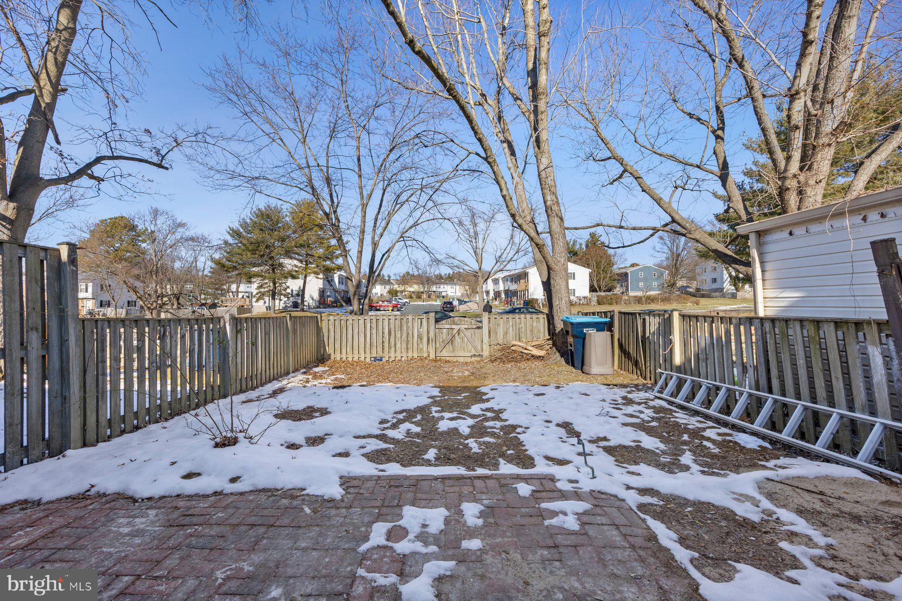 1575 CHARLESTOWN DRIVE