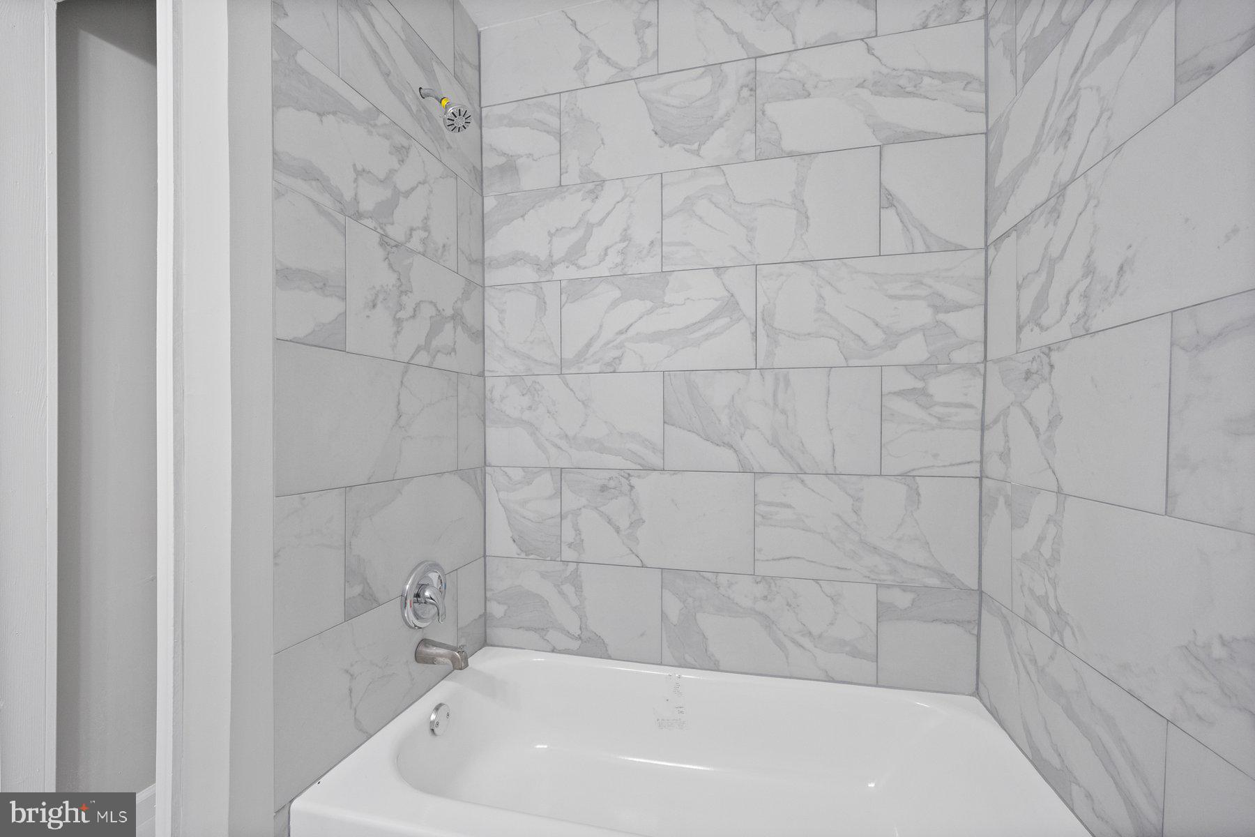 1575 CHARLESTOWN DRIVE