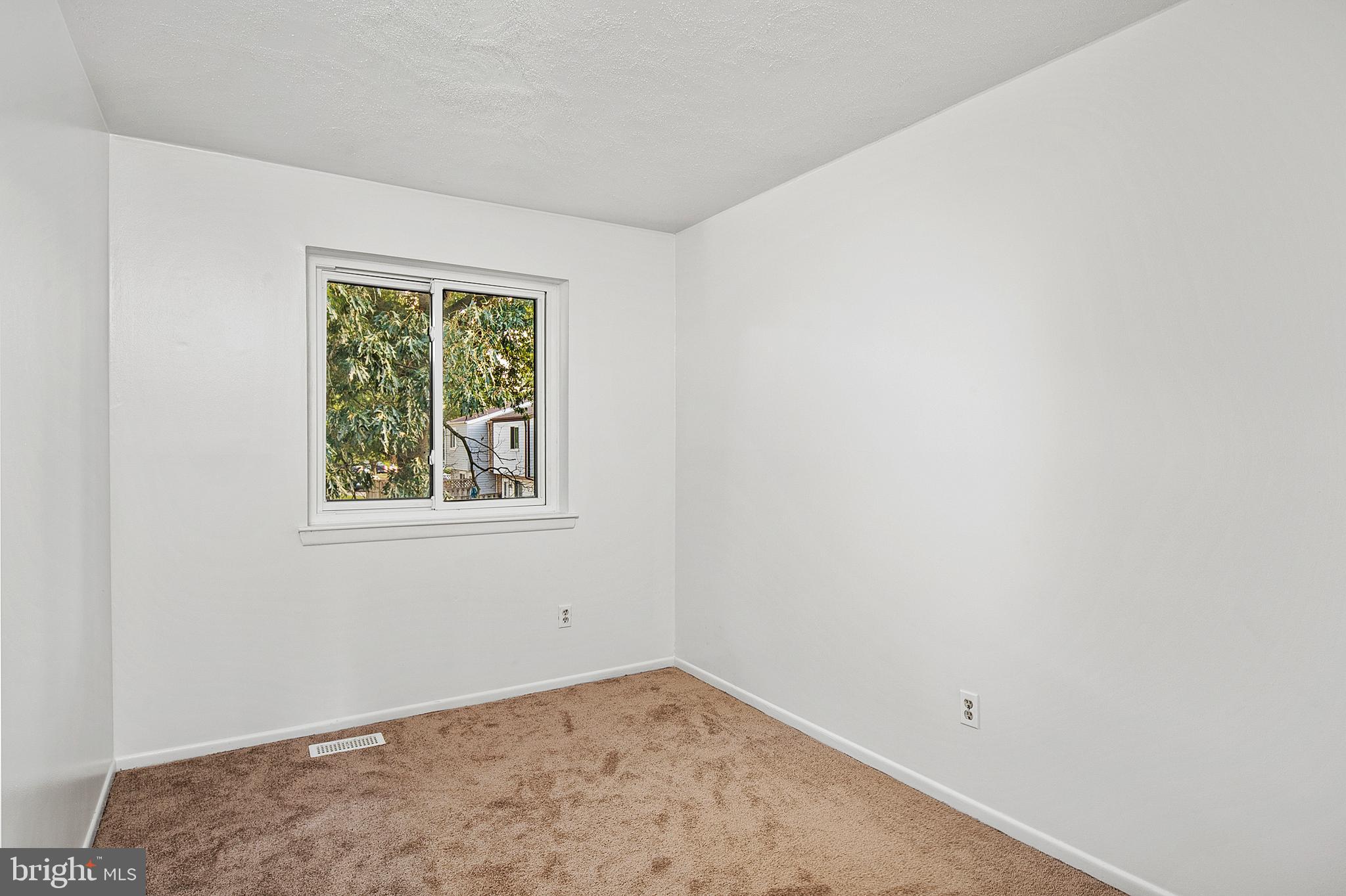 5881 Whisper WAY Unit: 17-02