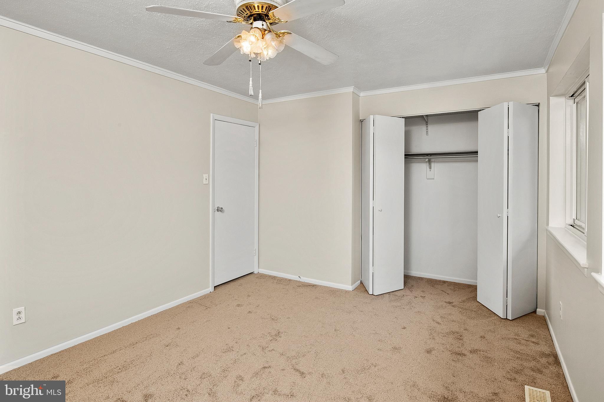 5881 Whisper WAY Unit: 17-02