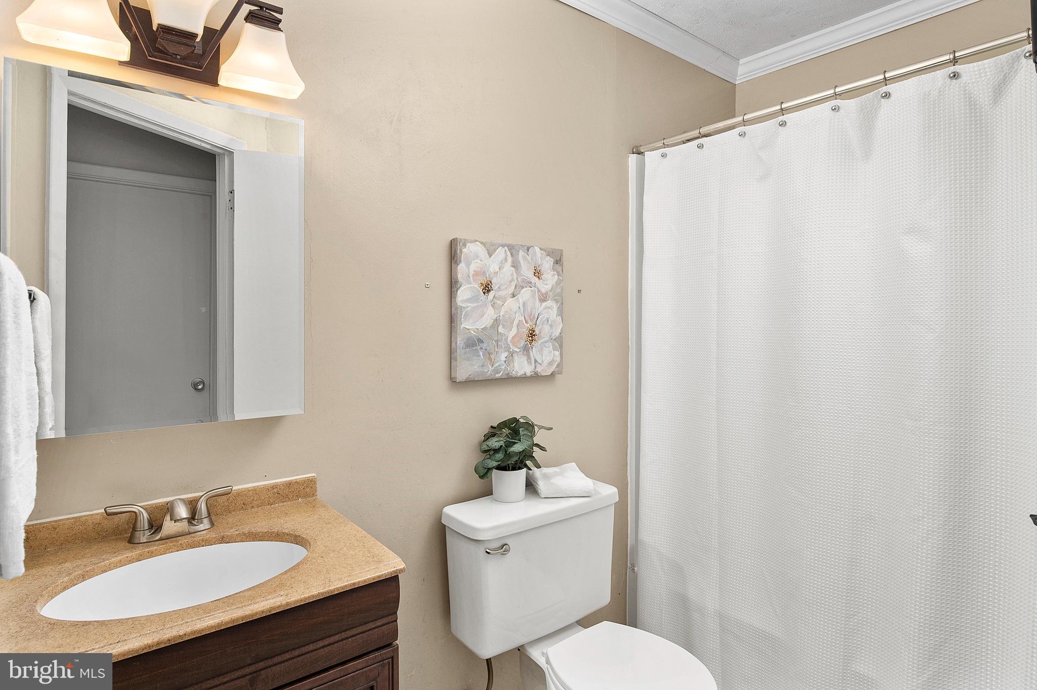 5881 Whisper WAY Unit: 17-02