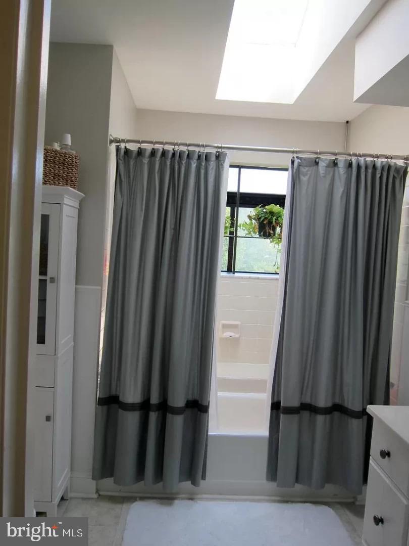 6503 Sewells Orchard DRIVE