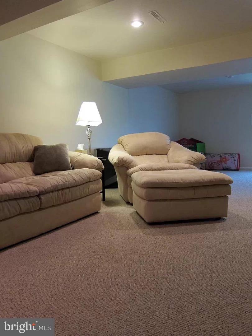 6503 Sewells Orchard DRIVE