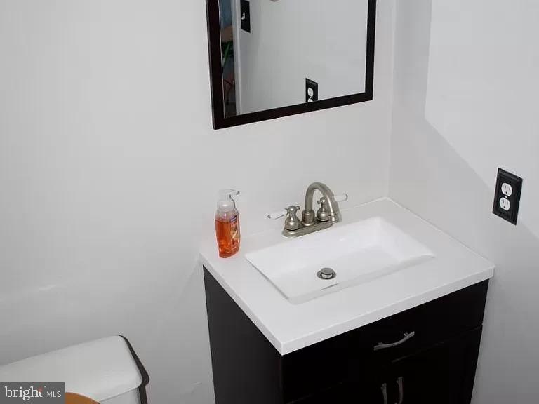 6503 Sewells Orchard DRIVE