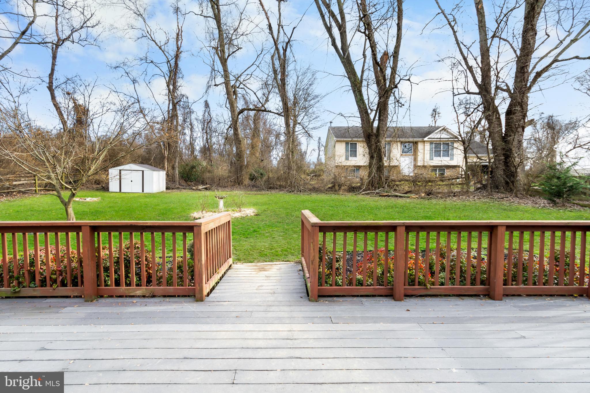 5536 Bluecoat LANE